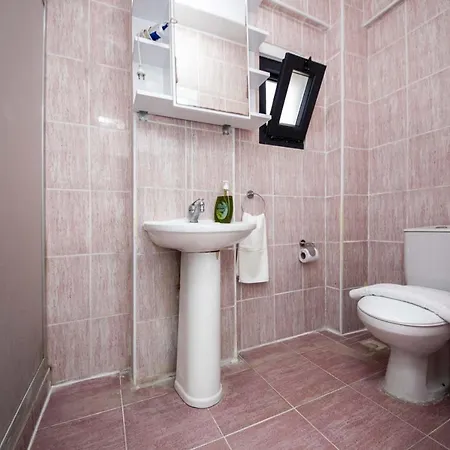 Peaceful House With Private In 빌라 *